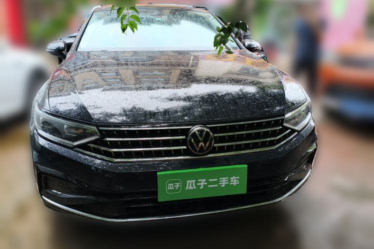 Used Volkswagen Magotan 2026 30 Million Vehicles Selected Model 380TSI DSG Luxury Edition Front