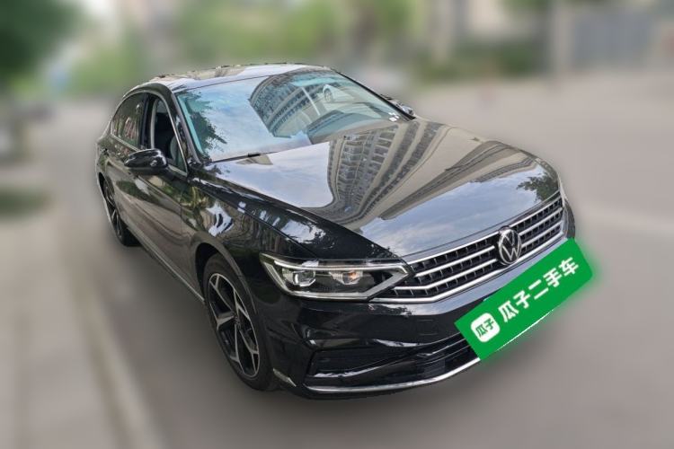 Used Volkswagen Magotan 2026 Model 30 Million Vehicles Selected Edition 330TSI DSG Elite Edition Front Right 45 Deg