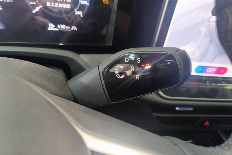 Used Volkswagen Magotan 2026 380TSI DSG Prestige Package—Daimai Package Gear Lever