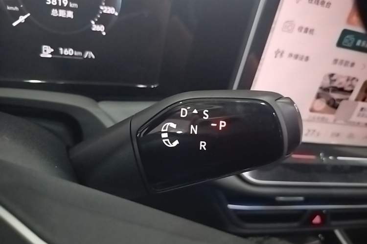 Used Volkswagen Magotan 2026 380TSI DSG Prestige Package—Daimai Package Gear Lever