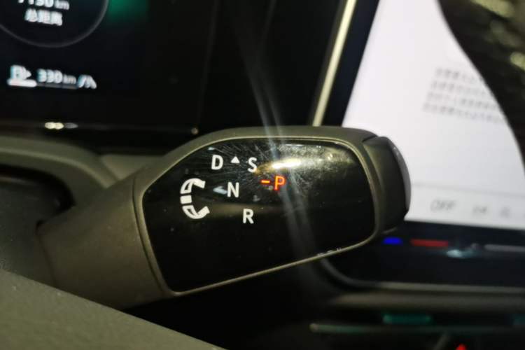 Used Volkswagen Magotan 2026 380TSI DSG Prestige Package—Daimai Package Gear Lever