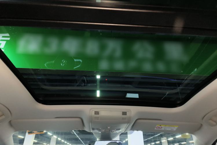 Used Volkswagen Magotan 2026 30 Million Vehicles Selected Model 380TSI DSG Luxury Edition Headliner