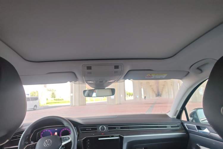 Used Volkswagen Magotan 2026 30 Million Vehicles Selected Model 380TSI DSG Luxury Edition Headliner
