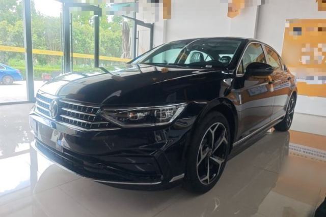 Used Volkswagen Magotan 2026 30 Million Vehicles Selected Model 380TSI DSG Luxury Edition