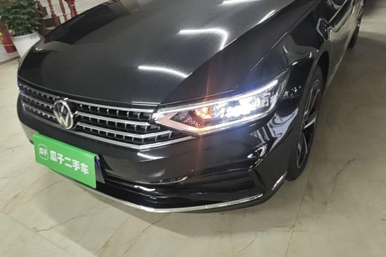 Used Volkswagen Magotan 2026 30 Million Vehicles Selected Model 380TSI DSG Luxury Edition Left Front Headlight