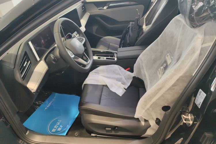 Used Volkswagen Magotan 2026 300TSI Premium Edition Left Front Seat