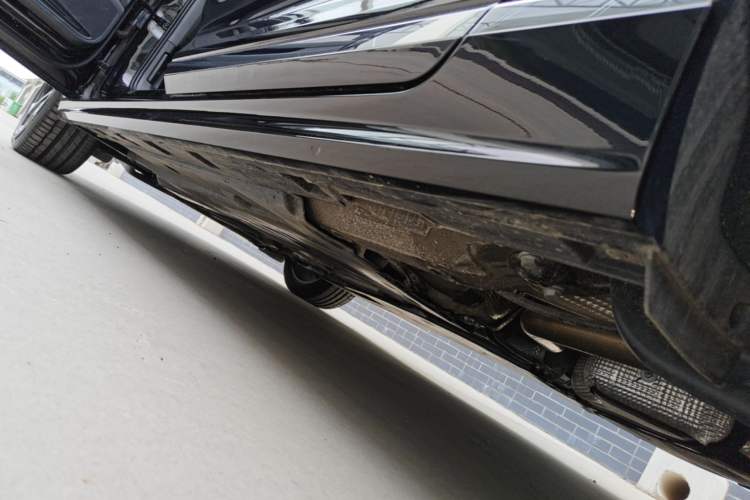 Used Volkswagen Magotan 2026 30 Million Vehicles Selected Model 380TSI DSG Luxury Edition Left Side Sill