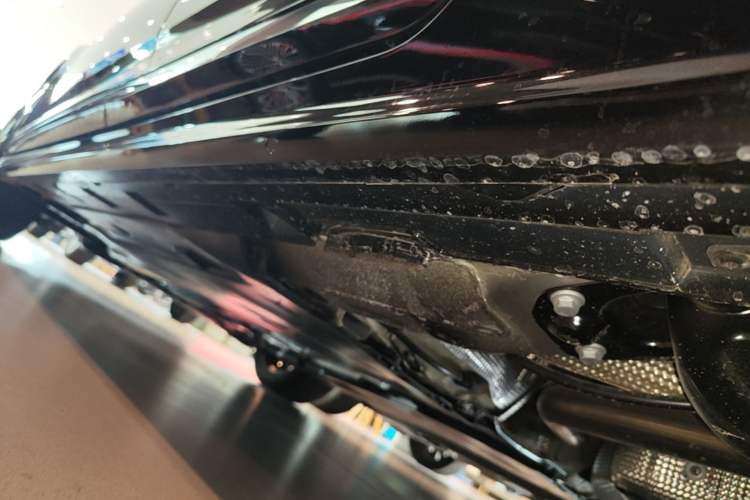 Used Volkswagen Magotan 2026 30 Million Vehicles Selected Model 380TSI DSG Luxury Edition Left Side Sill