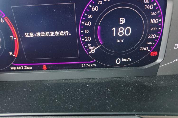 Used Volkswagen Magotan 2026 30 Million Vehicles Selected Model 380TSI DSG Luxury Edition Odometer Close Up