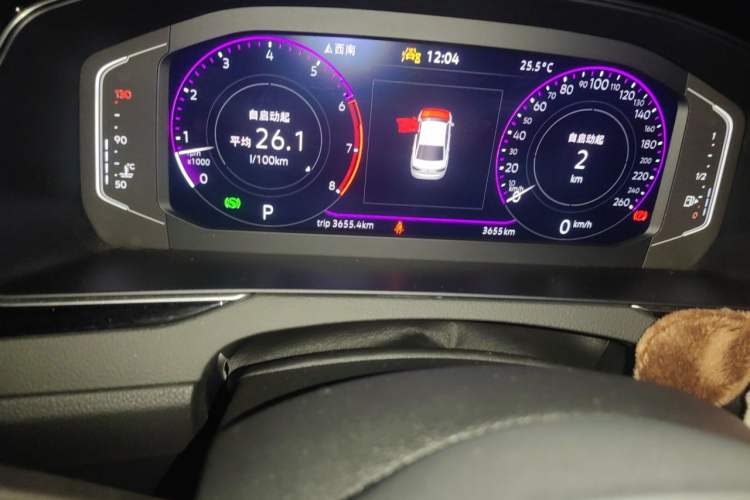 Used Volkswagen Magotan 2026 30 Million Vehicles Selected Model 380TSI DSG Luxury Edition Odometer Close Up