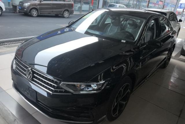 Used Volkswagen Magotan 2026 30 Million Vehicles Selected Model 280TSI DSG Luxury Edition