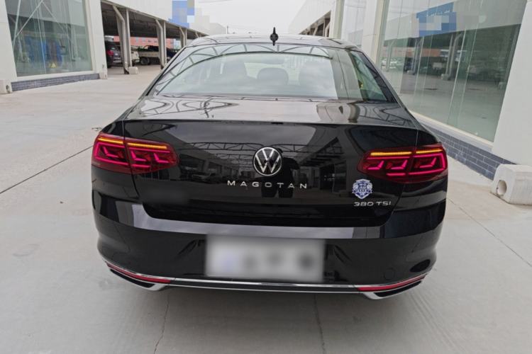 Used Volkswagen Magotan 2026 30 Million Vehicles Selected Model 380TSI DSG Luxury Edition Rear