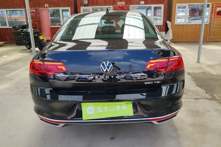 Used Volkswagen Magotan 2026 30 Million Vehicles Selected Model 380TSI DSG Luxury Edition Rear