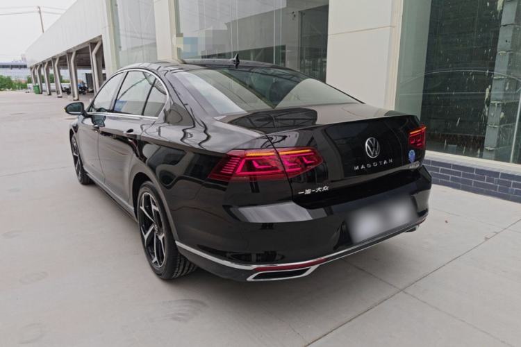 Used Volkswagen Magotan 2026 30 Million Vehicles Selected Model 380TSI DSG Luxury Edition Rear Left 45 Deg