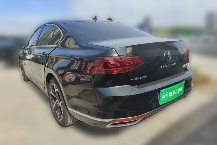 Used Volkswagen Magotan 2026 30 Million Vehicles Selected Model 380TSI DSG Luxury Edition Rear Left 45 Deg