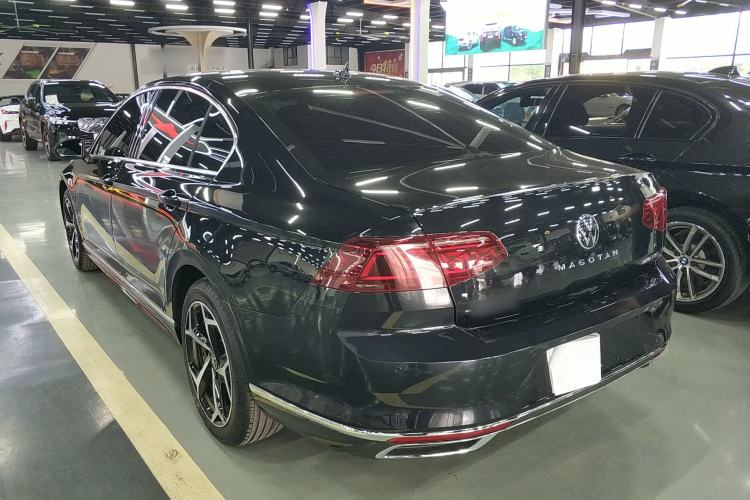 Used Volkswagen Magotan 2026 30 Million Vehicles Selected Model 380TSI DSG Luxury Edition Rear Left 45 Deg