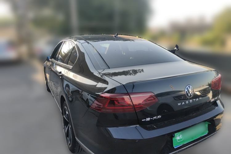 Used Volkswagen Magotan 2026 30 Million Vehicles Selected Model 380TSI DSG Luxury Edition Rear Left 45 Deg