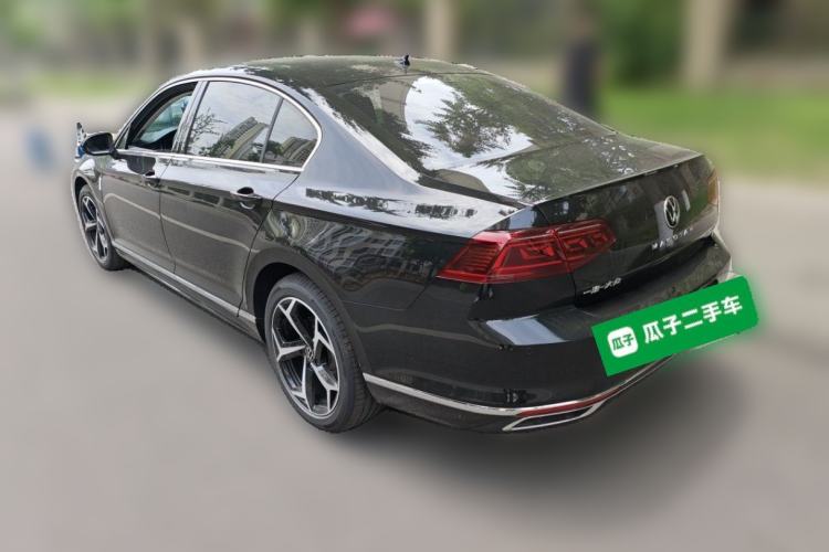 Used Volkswagen Magotan 2026 Model 30 Million Vehicles Selected Edition 330TSI DSG Elite Edition Rear Left 45 Deg