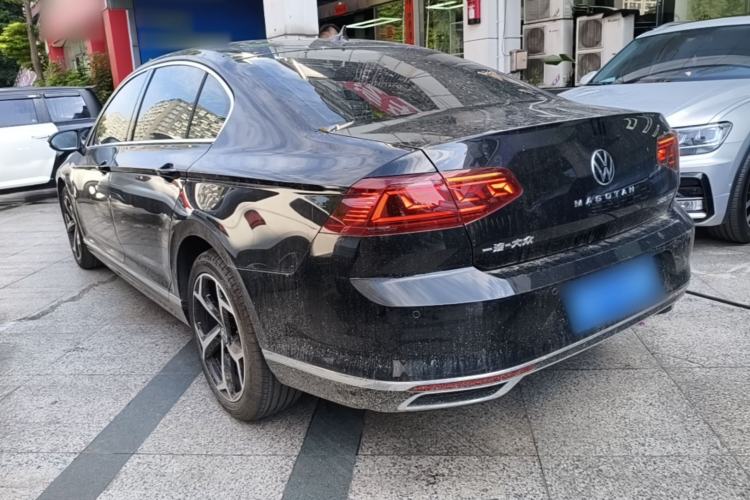 Used Volkswagen Magotan 2026 30 Million Vehicles Selected Model 380TSI DSG Luxury Edition Rear Left 45 Deg