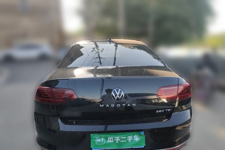 Used Volkswagen Magotan 2026 30 Million Vehicles Selected Model 380TSI DSG Luxury Edition Rear