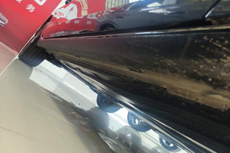 Used Volkswagen Magotan 2026 380TSI DSG Prestige Package—Daimai Package Right Side Sill