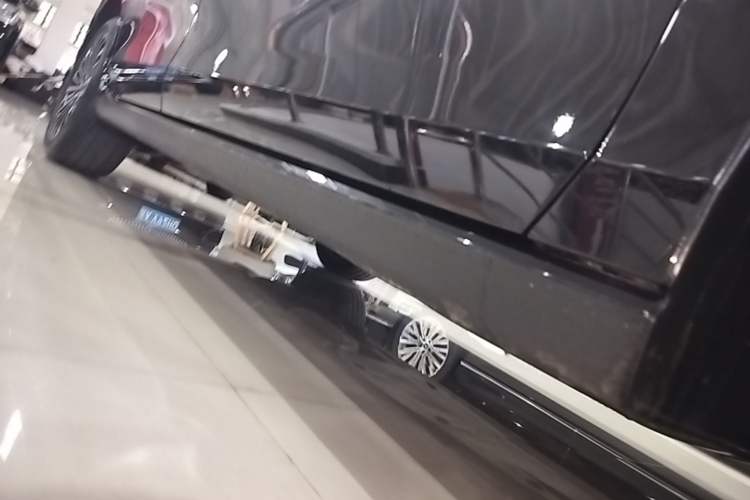 Used Volkswagen Magotan 2026 380TSI DSG Prestige Package—Daimai Package Right Side Sill