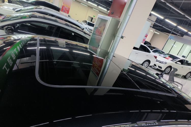 Used Volkswagen Magotan 2026 30 Million Vehicles Selected Model 380TSI DSG Luxury Edition Roof