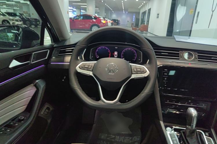 Used Volkswagen Magotan 2026 30 Million Vehicles Selected Model 380TSI DSG Luxury Edition Steering Wheel