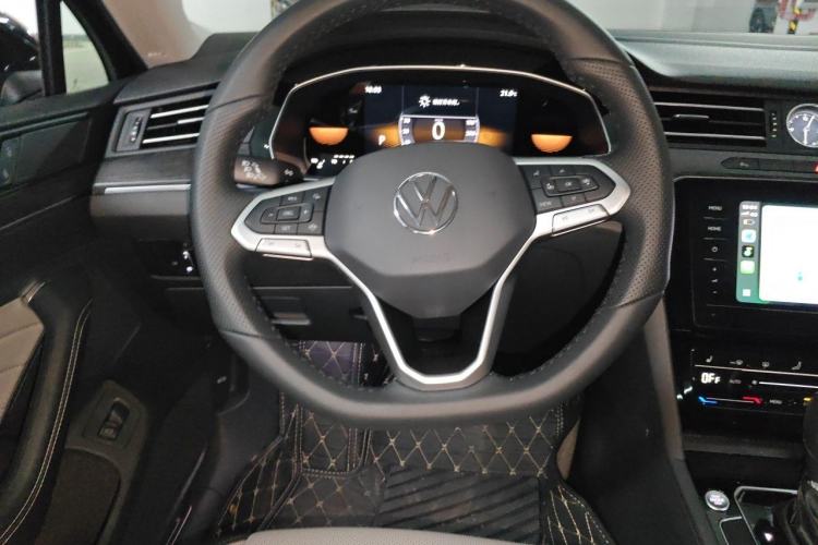Used Volkswagen Magotan 2026 Model 30 Million Vehicles Selected Edition 330TSI DSG Elite Edition Steering Wheel