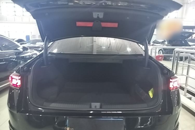 Used Volkswagen Magotan 2026 380TSI DSG Prestige Package—Daimai Package Trunk