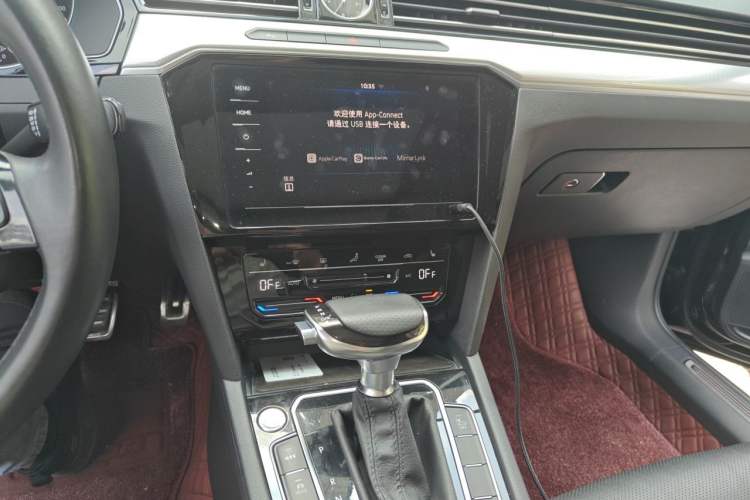 Used Volkswagen Magotan GTE Plug-in Hybrid 2020 GTE Luxury Model Audio And AC Panel