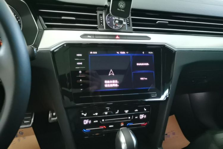 Used Volkswagen Magotan GTE Plug-in Hybrid 2020 GTE Luxury Model Audio And AC Panel