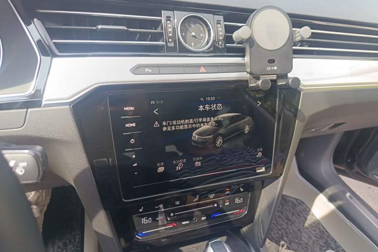 Used Volkswagen Magotan GTE Plug-in Hybrid 2020 GTE Luxury Model Audio And AC Panel