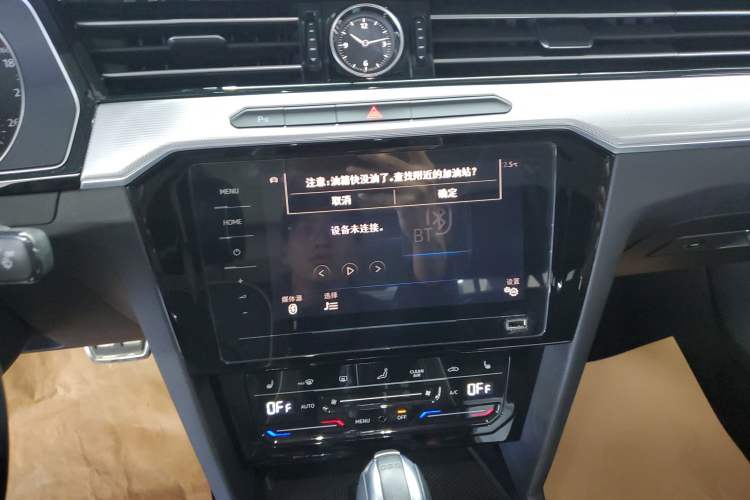 Used Volkswagen Magotan GTE Plug-in Hybrid 2020 GTE Luxury Model Audio And AC Panel