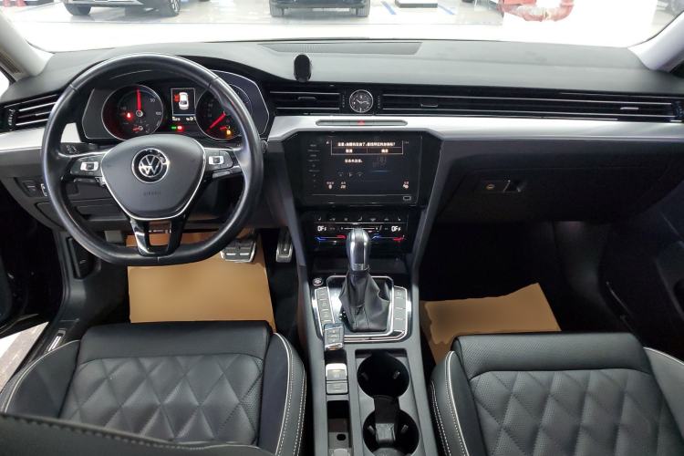 Used Volkswagen Magotan GTE Plug-in Hybrid 2020 GTE Luxury Model Center Console