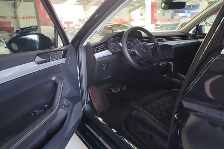 Used Volkswagen Magotan GTE Plug-in Hybrid 2020 GTE Prestige Model Driver Seat