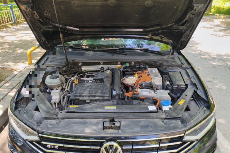 Used Volkswagen Magotan GTE Plug-in Hybrid 2020 GTE Luxury Model Engine Bay