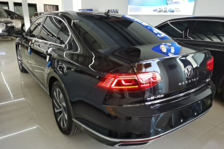Used Volkswagen Magotan GTE Plug-in Hybrid 2020 GTE Luxury Model Exterior 2