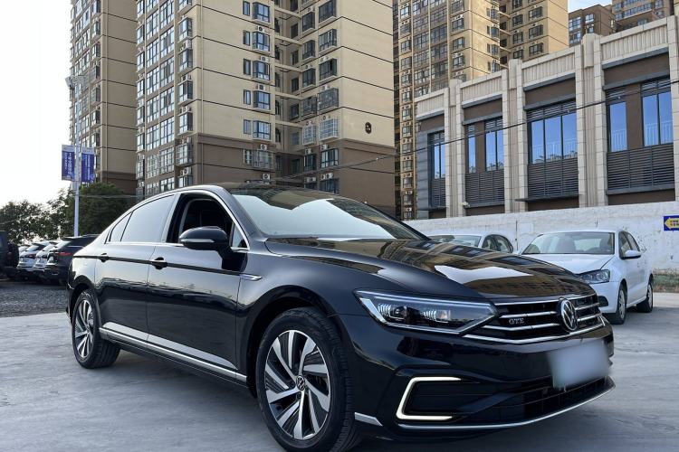 Used Volkswagen Magotan GTE Plug-in Hybrid 2020 GTE Luxury Model Exterior 2