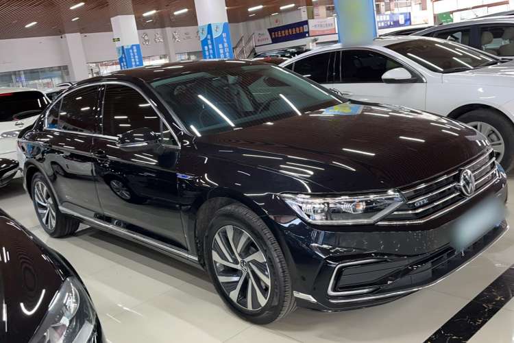 Used Volkswagen Magotan GTE Plug-in Hybrid 2020 GTE Luxury Model Exterior 2