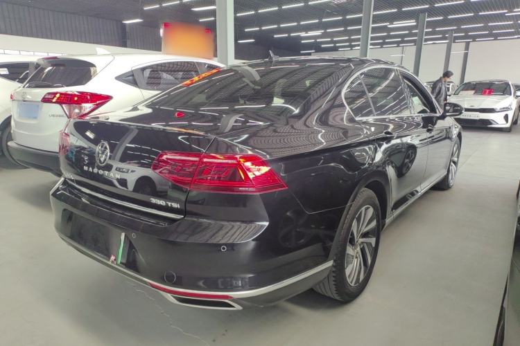 Used Volkswagen Magotan GTE Plug-in Hybrid 2020 GTE Luxury Model Exterior 3