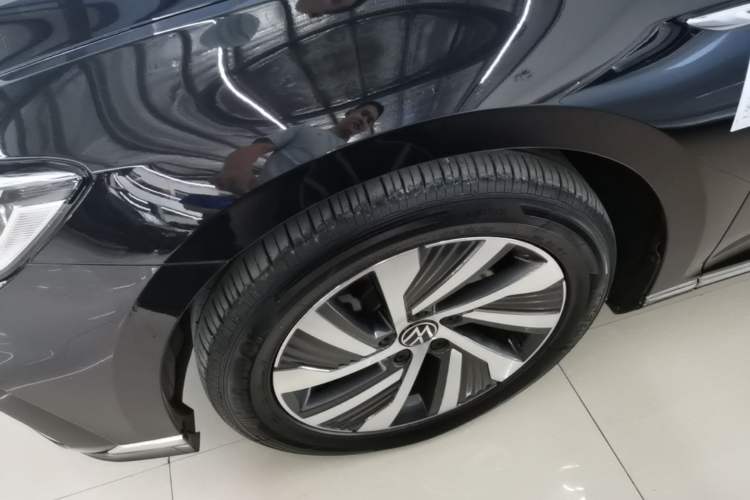 Used Volkswagen Magotan GTE Plug-in Hybrid 2020 GTE Luxury Model Exterior 4