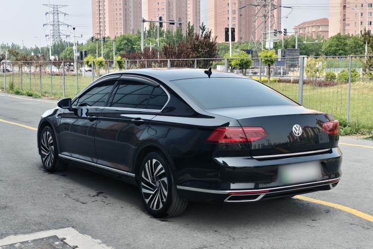 Used Volkswagen Magotan GTE Plug-in Hybrid 2020 GTE Prestige Model Exterior 4