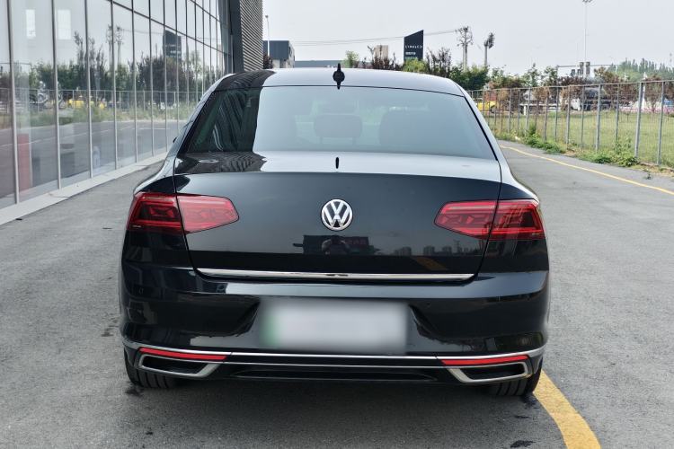 Used Volkswagen Magotan GTE Plug-in Hybrid 2020 GTE Prestige Model Exterior 5