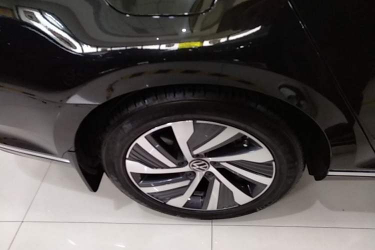 Used Volkswagen Magotan GTE Plug-in Hybrid 2020 GTE Luxury Model Exterior 5