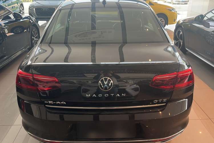 Used Volkswagen Magotan GTE Plug-in Hybrid 2020 GTE Luxury Model Exterior 6