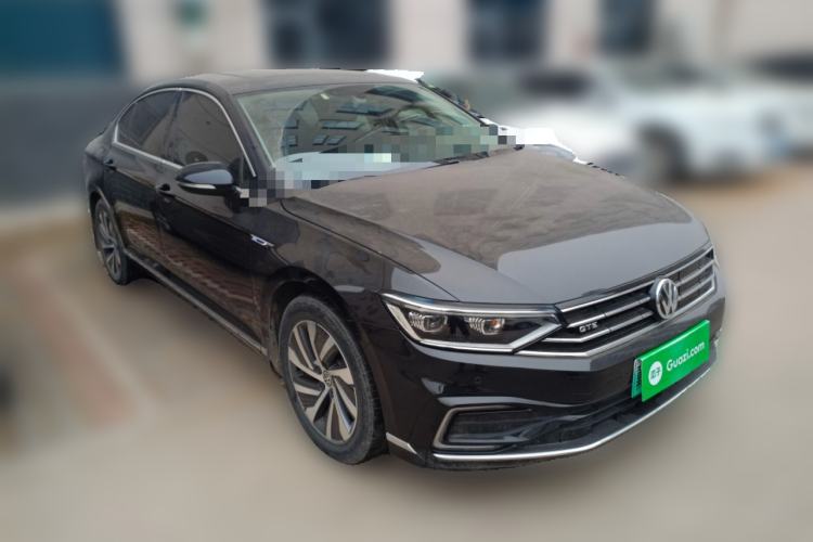 Used Volkswagen Magotan GTE Plug-in Hybrid 2020 GTE Luxury Model Front Right 45 Deg