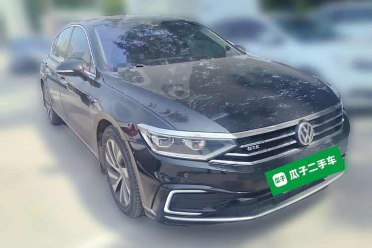 Used Volkswagen Magotan GTE Plug-in Hybrid 2020 GTE Luxury Model Front Right 45 Deg
