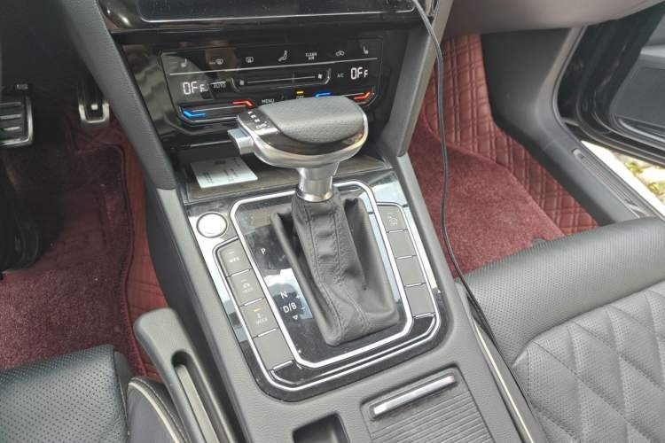 Used Volkswagen Magotan GTE Plug-in Hybrid 2020 GTE Luxury Model Gear Lever