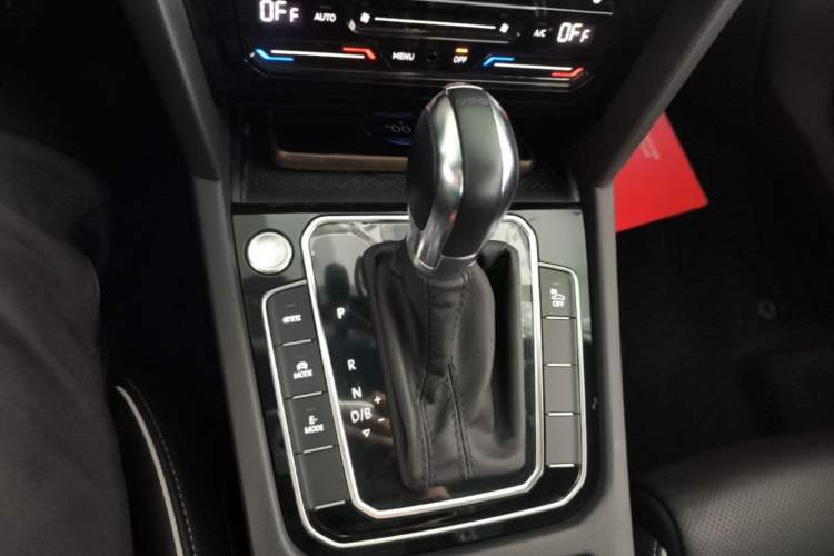 Used Volkswagen Magotan GTE Plug-in Hybrid 2020 GTE Luxury Model Gear Lever